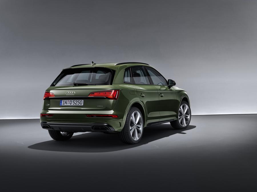  Audi Q5 40 TDI Quattro S-Line 2020 года  (WW) (фото 25 из 89)